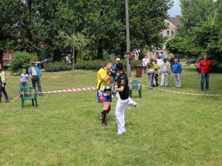 Dni Szopienic- pokaz sztuk walki i technik interwencyjnych